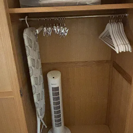 Ground Floor Dog Friendly Ideally Situated To Amenities Quiet Comfortable Location With Outside Space Lägenhet