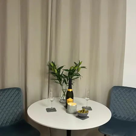 Ground Floor Dog Friendly Comfy And Cosy With Lovely Under Floor Heating Ideal For Christmas Break شقة *